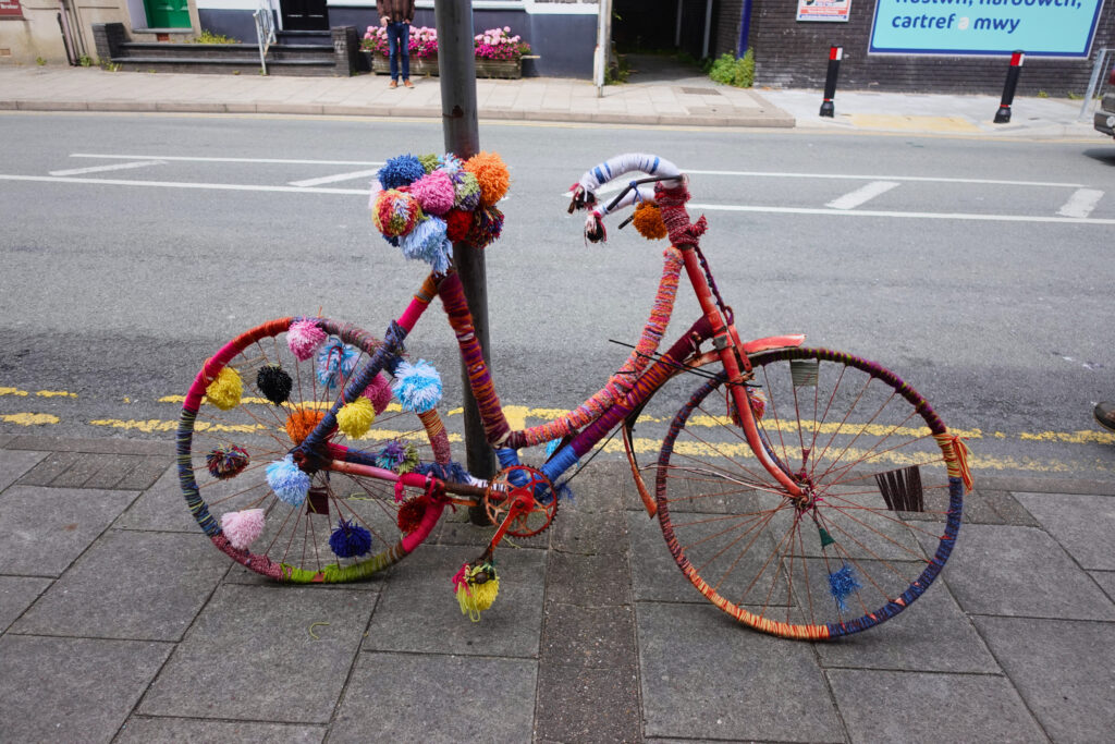 Bicycle wrapped in knitting yarn